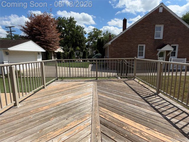 1407 Nowlin Street, Dearborn, MI 48124