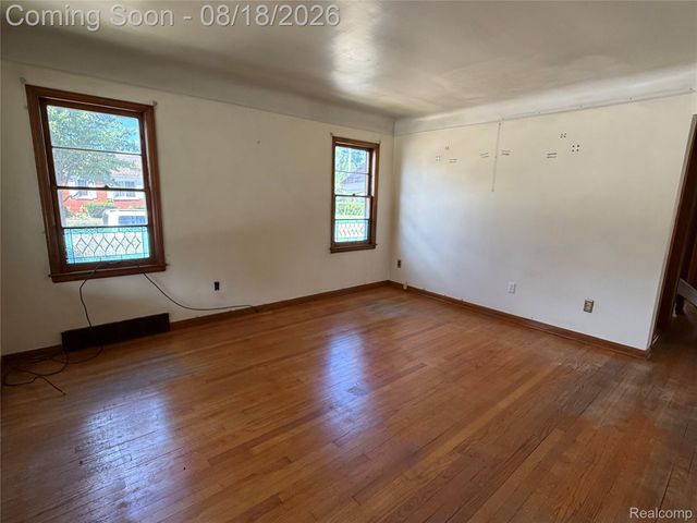 1407 Nowlin Street, Dearborn, MI 48124