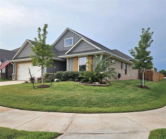 12301 SW 31st Street, Yukon, OK 73099
