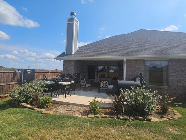 12301 SW 31st Street, Yukon, OK 73099