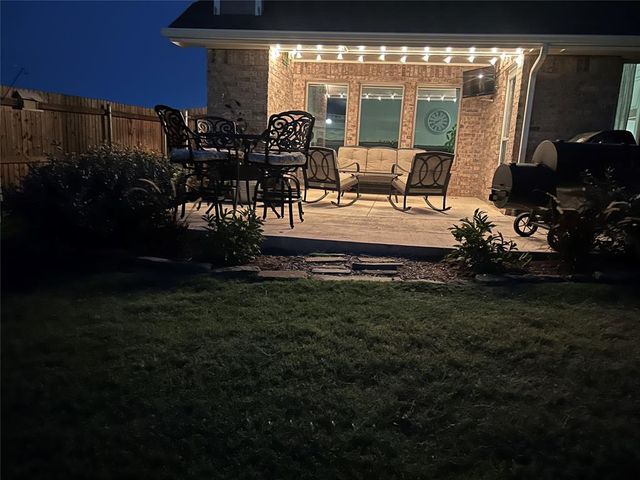 12301 SW 31st Street, Yukon, OK 73099