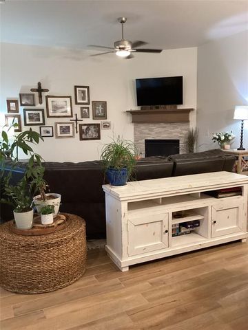 12301 SW 31st Street, Yukon, OK 73099