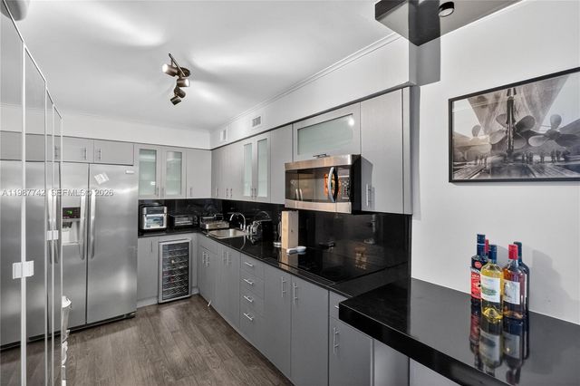 6770 Indian Creek Dr 15F, Miami Beach, FL 33141