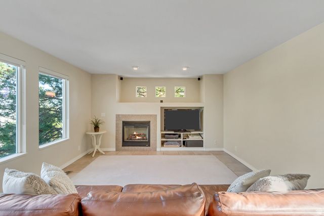 14382 S DEBRIAN WAY, Draper, UT 84020