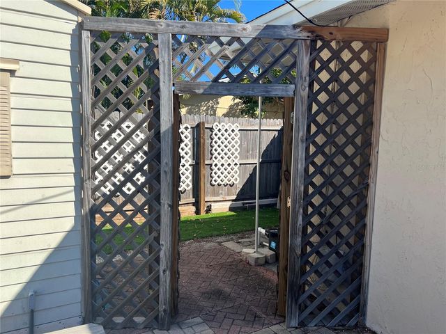 1228 NANTUCKET ROAD, Venice, FL 34293