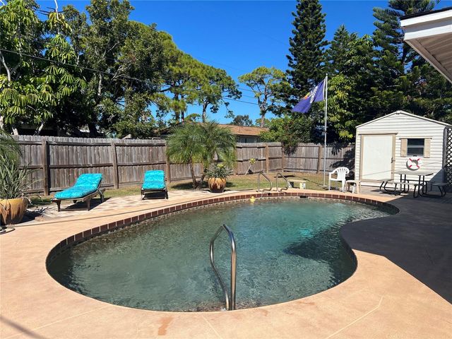 1228 NANTUCKET ROAD, Venice, FL 34293