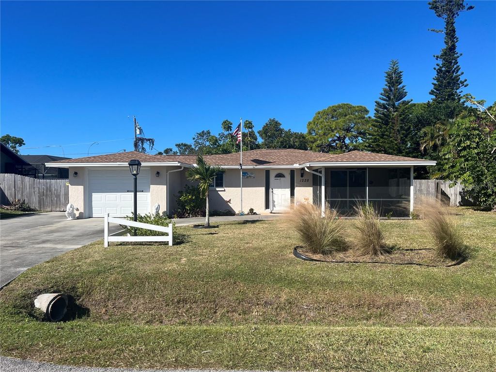 1228 NANTUCKET ROAD, Venice, FL 34293