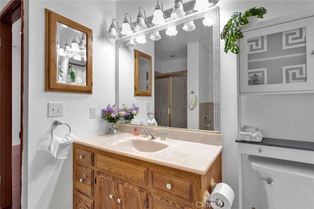 30772 Knoll View, Running Springs, CA 92382