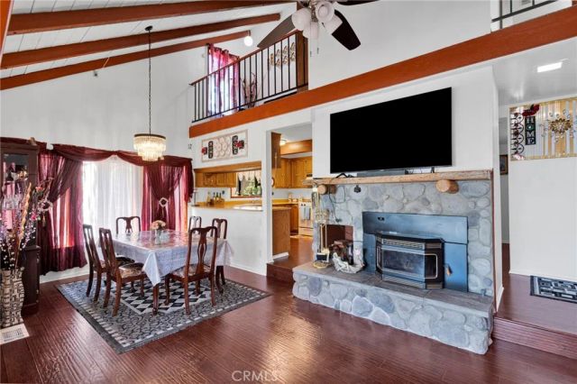 30772 Knoll View, Running Springs, CA 92382