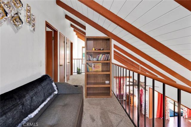 30772 Knoll View, Running Springs, CA 92382