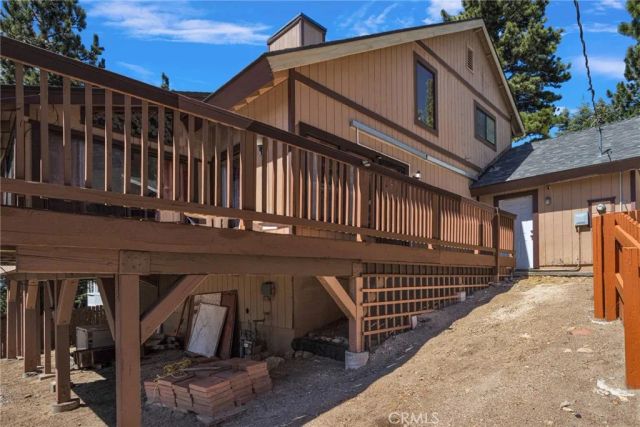 30772 Knoll View, Running Springs, CA 92382