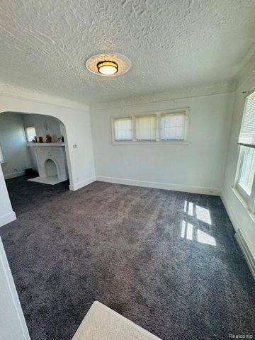 13932 Roselawn Street, Detroit, MI 48238