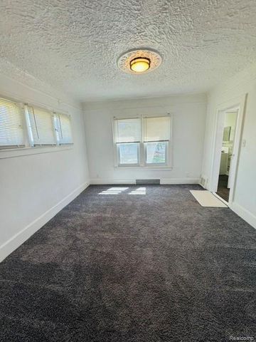 13932 Roselawn Street, Detroit, MI 48238