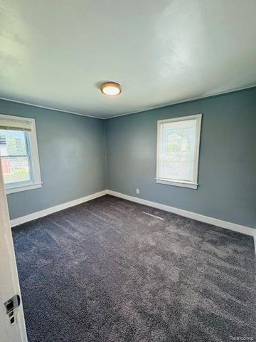 13932 Roselawn Street, Detroit, MI 48238