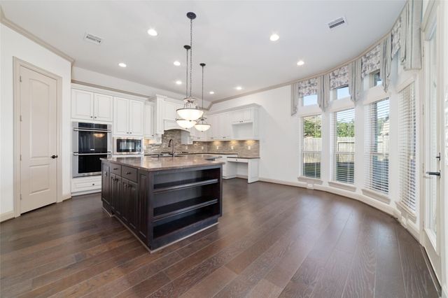 28211 Bentgrass Run Lane, Spring, TX 77386