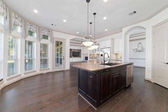 28211 Bentgrass Run Lane, Spring, TX 77386