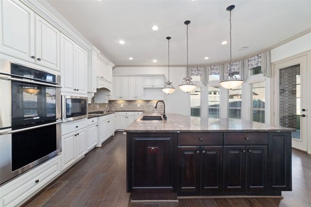 28211 Bentgrass Run Lane, Spring, TX 77386