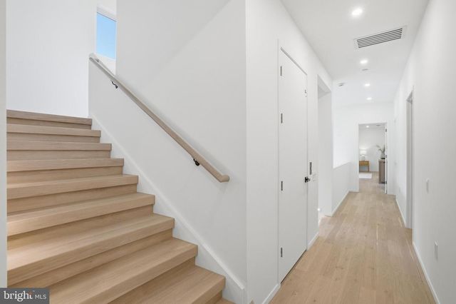 7502 NEVIS RD, Bethesda, MD 20817