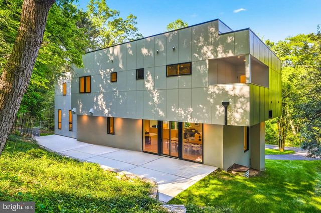 7502 NEVIS RD, Bethesda, MD 20817