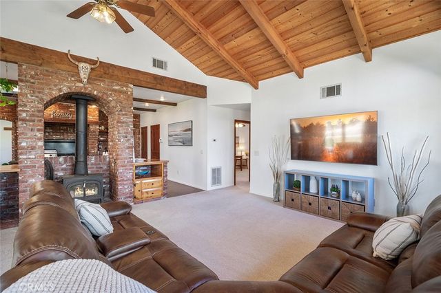 19750 Avenida Rosella, Murrieta, CA 92562