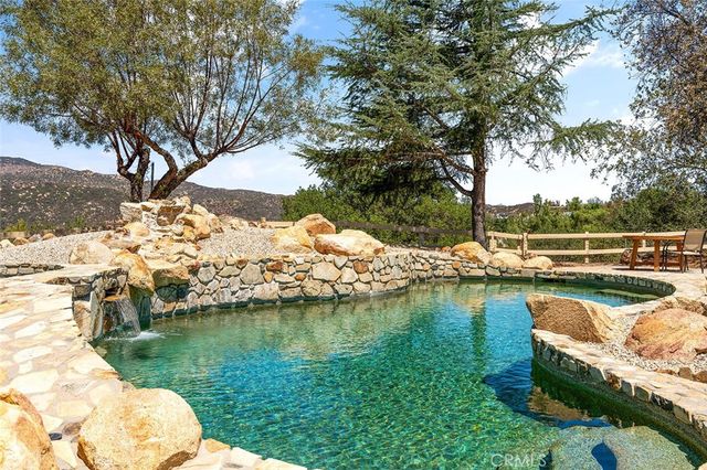 19750 Avenida Rosella, Murrieta, CA 92562