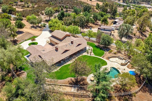 19750 Avenida Rosella, Murrieta, CA 92562