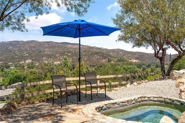 19750 Avenida Rosella, Murrieta, CA 92562