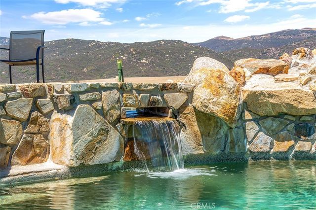 19750 Avenida Rosella, Murrieta, CA 92562