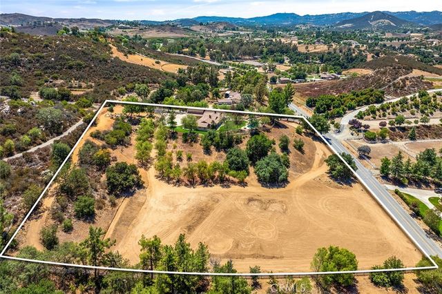 19750 Avenida Rosella, Murrieta, CA 92562