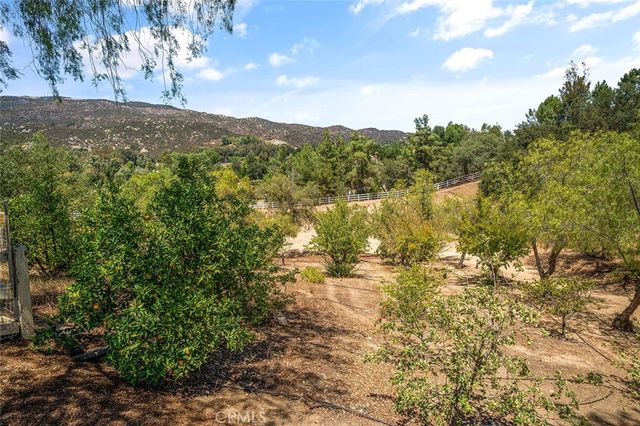 19750 Avenida Rosella, Murrieta, CA 92562