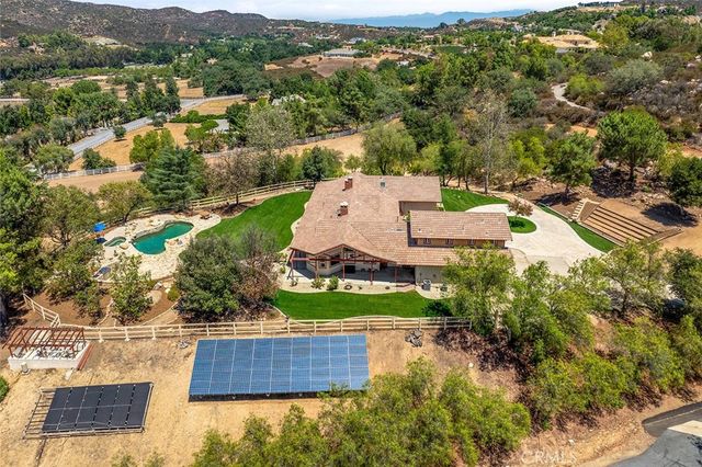 19750 Avenida Rosella, Murrieta, CA 92562