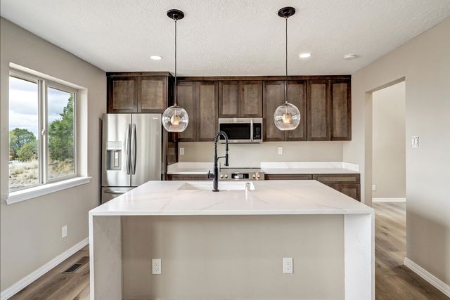 725 Tramway Vista Court NE 14, Albuquerque, NM 87122