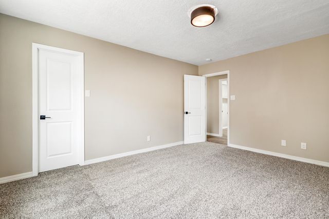 725 Tramway Vista Court NE 14, Albuquerque, NM 87122