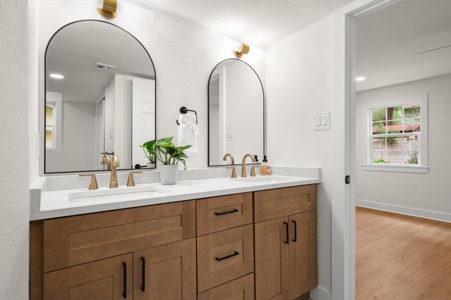 12404 Adelphi CV, Austin, TX 78727