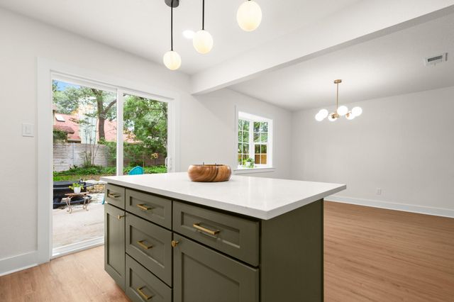 12404 Adelphi CV, Austin, TX 78727