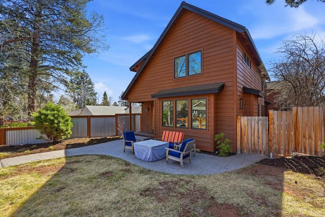 1365 NW Jacksonville Avenue, Bend, OR 97703