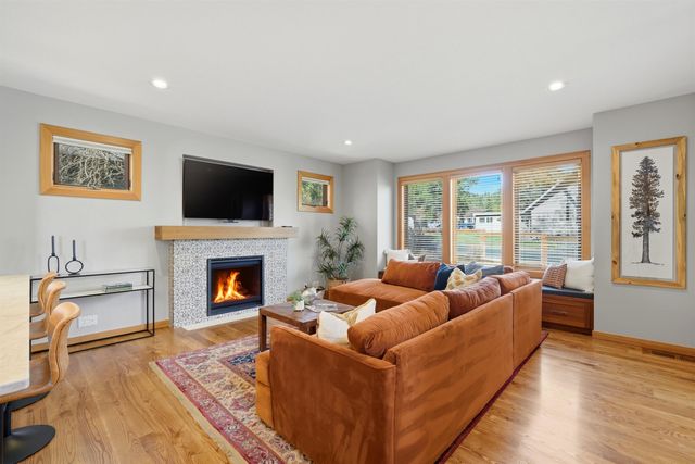 1365 NW Jacksonville Avenue, Bend, OR 97703