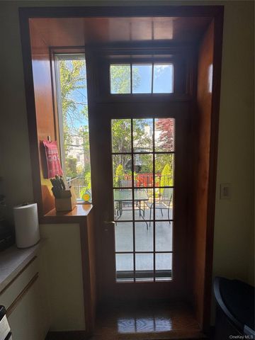 91 72nd Street, Brooklyn, NY 11209