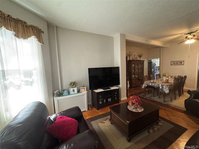 91 72nd Street, Brooklyn, NY 11209