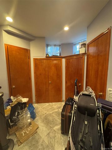 91 72nd Street, Brooklyn, NY 11209