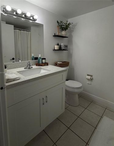 9437 Fontainebleau Blvd 110-16, Miami, FL 33172