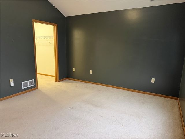 8823 Scotslanding Circle NW, Massillon, OH 44646