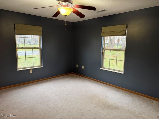 8823 Scotslanding Circle NW, Massillon, OH 44646