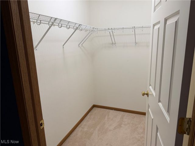 8823 Scotslanding Circle NW, Massillon, OH 44646