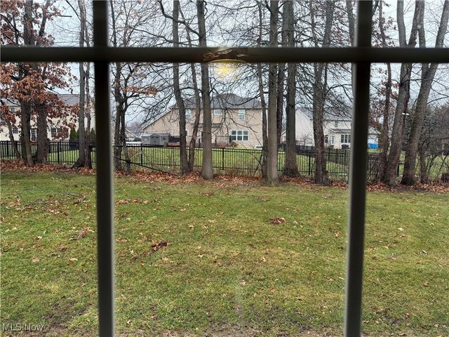 8823 Scotslanding Circle NW, Massillon, OH 44646