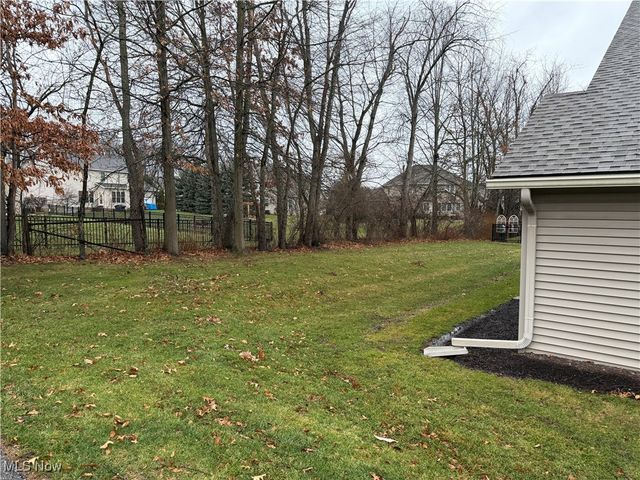 8823 Scotslanding Circle NW, Massillon, OH 44646