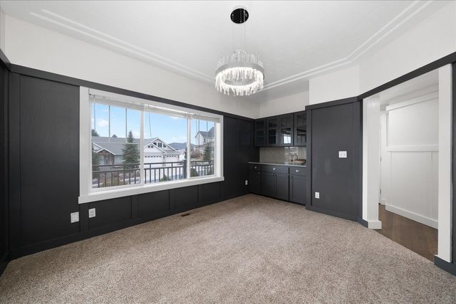 2306 W Rainier Ct, Spokane, WA 99208