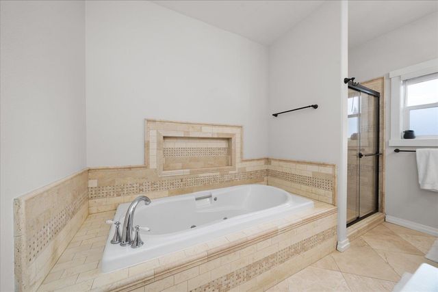 2306 W Rainier Ct, Spokane, WA 99208