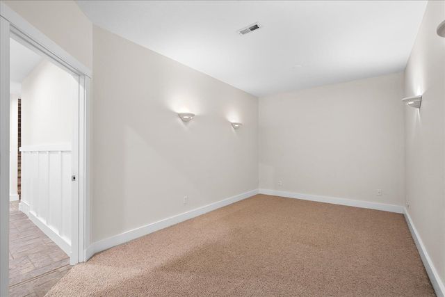 2306 W Rainier Ct, Spokane, WA 99208