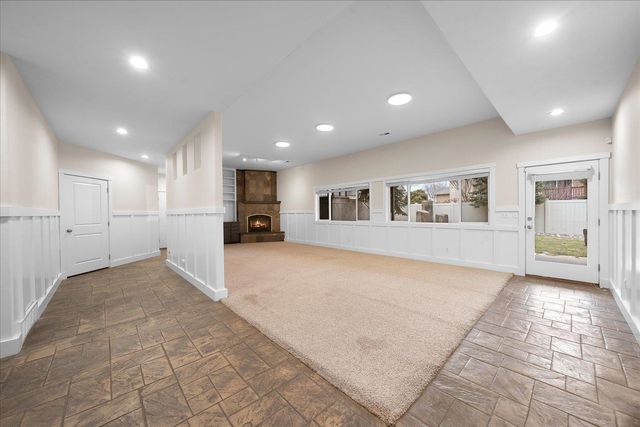 2306 W Rainier Ct, Spokane, WA 99208